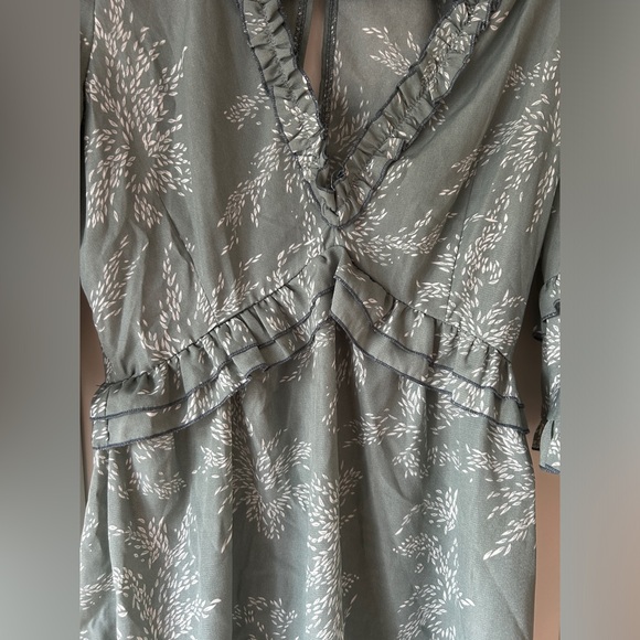 TALL sage green floral dress - Picture 5 of 6